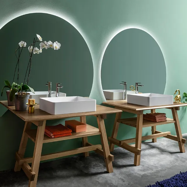 Mobile da Bagno a terra Composizione B02 in legno massello di Rovere di Devina Nais