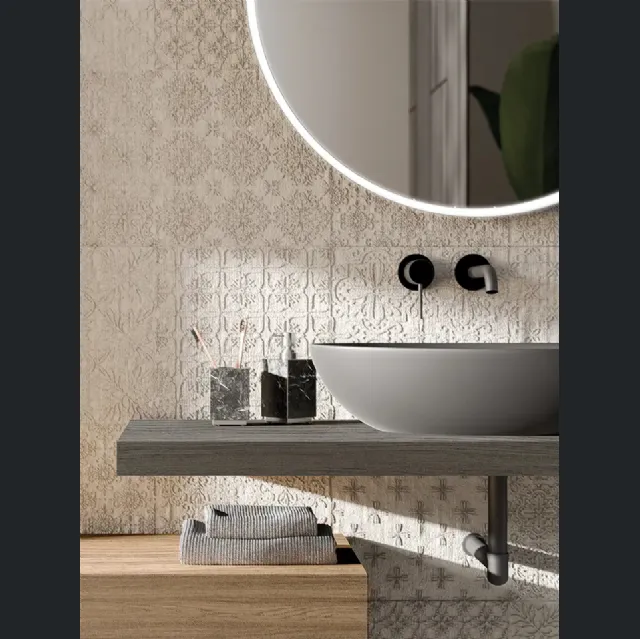 Mobile da Bagno sospeso Composizione B11 in Rovere massello di Devina Nais