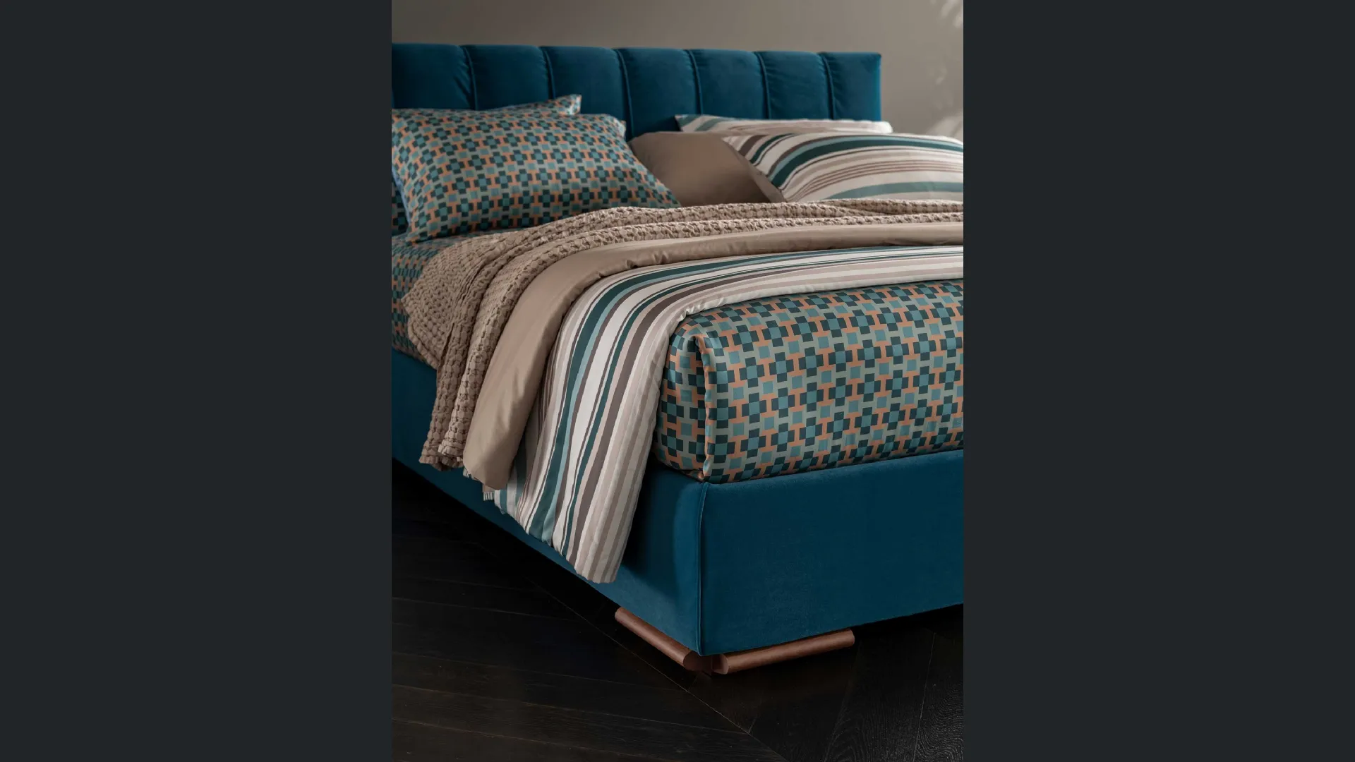 Letto con testiera trapuntata Soul Chamolè di Altrenotti