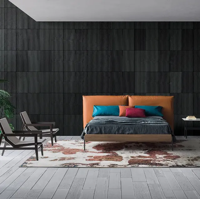 Letto con testiera in pelle imbottita con giroletto in Rovere Chloè Elegance di Devina Nais