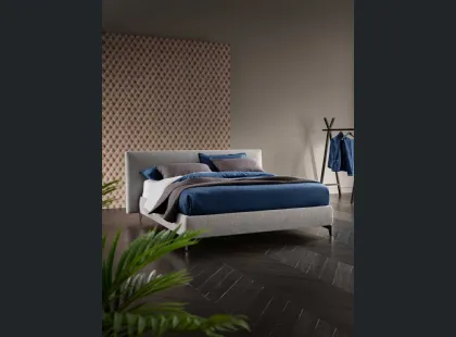 Letto in tessuto con testiera Soul Miage di Altrenotti