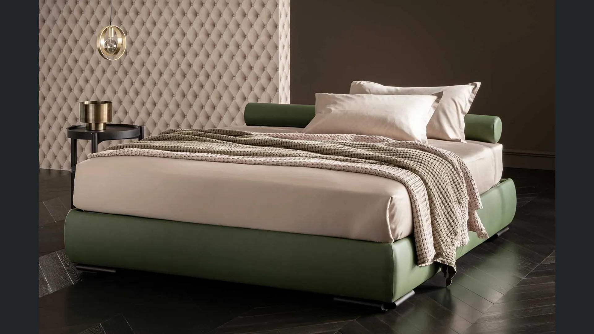 Letto Soul Sommier in pelle con contenitore di Altrenotti