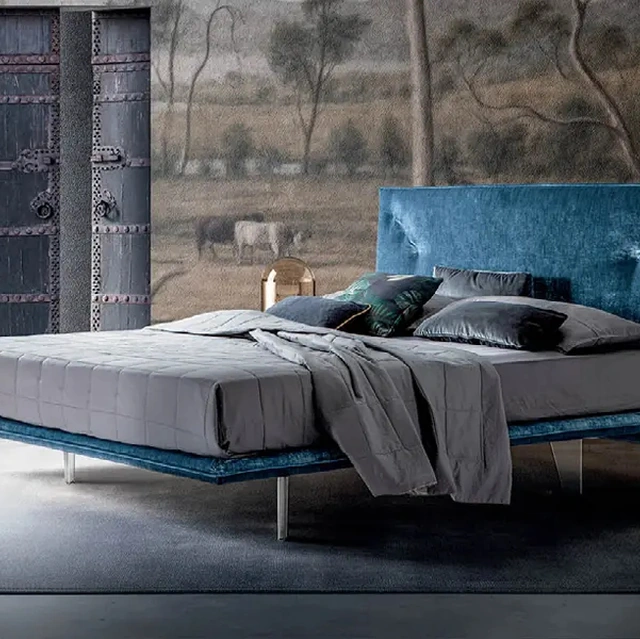 Letto in tessuto dal design raffinato Treoci di Rigosalotti