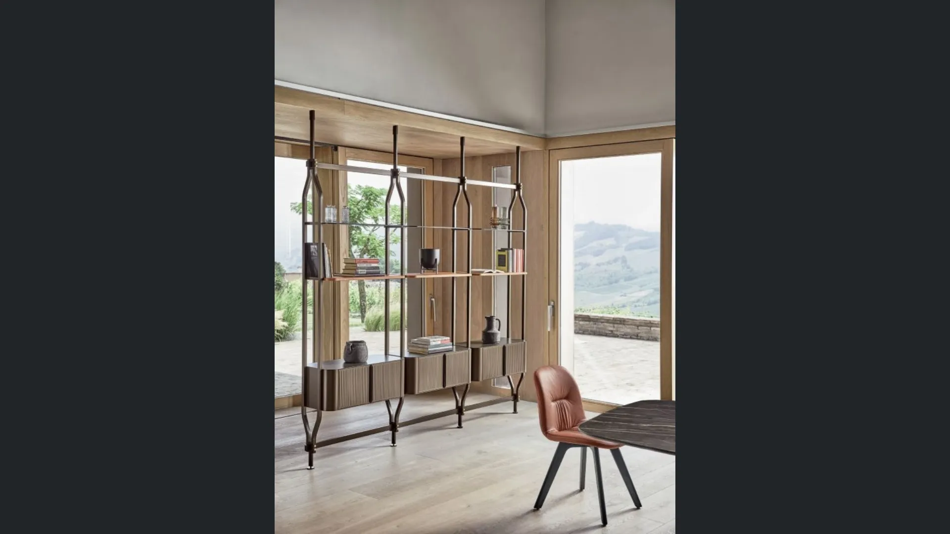 Libreria Charlotte a soffitto 2 di Bontempi
