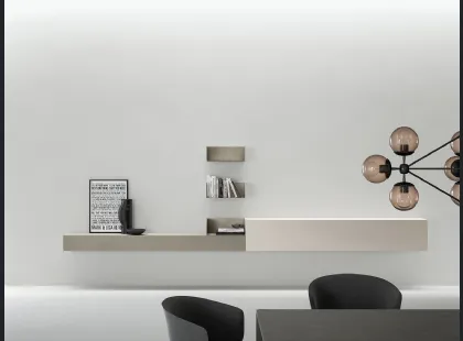 Mobile sospeso in laccato opaco e laccato finitura Oxid che gli conferisce un effetto metallico Wallover 03 di Caccaro