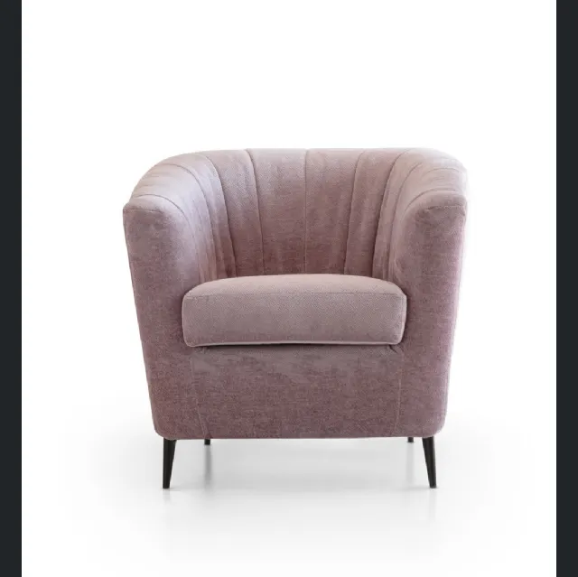 Poltroncina in pelle Ada di Aerre