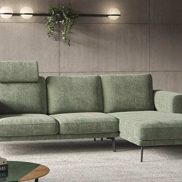 Divano con penisola Trebon di Rigosalotti