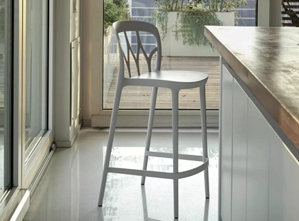 Sgabello Galaxy in polipropilene di Bontempi