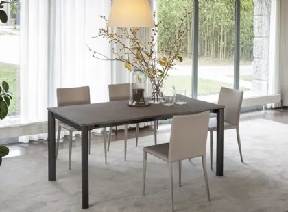 Tavolo allungabile con top in ceramica Compasso di Altacom