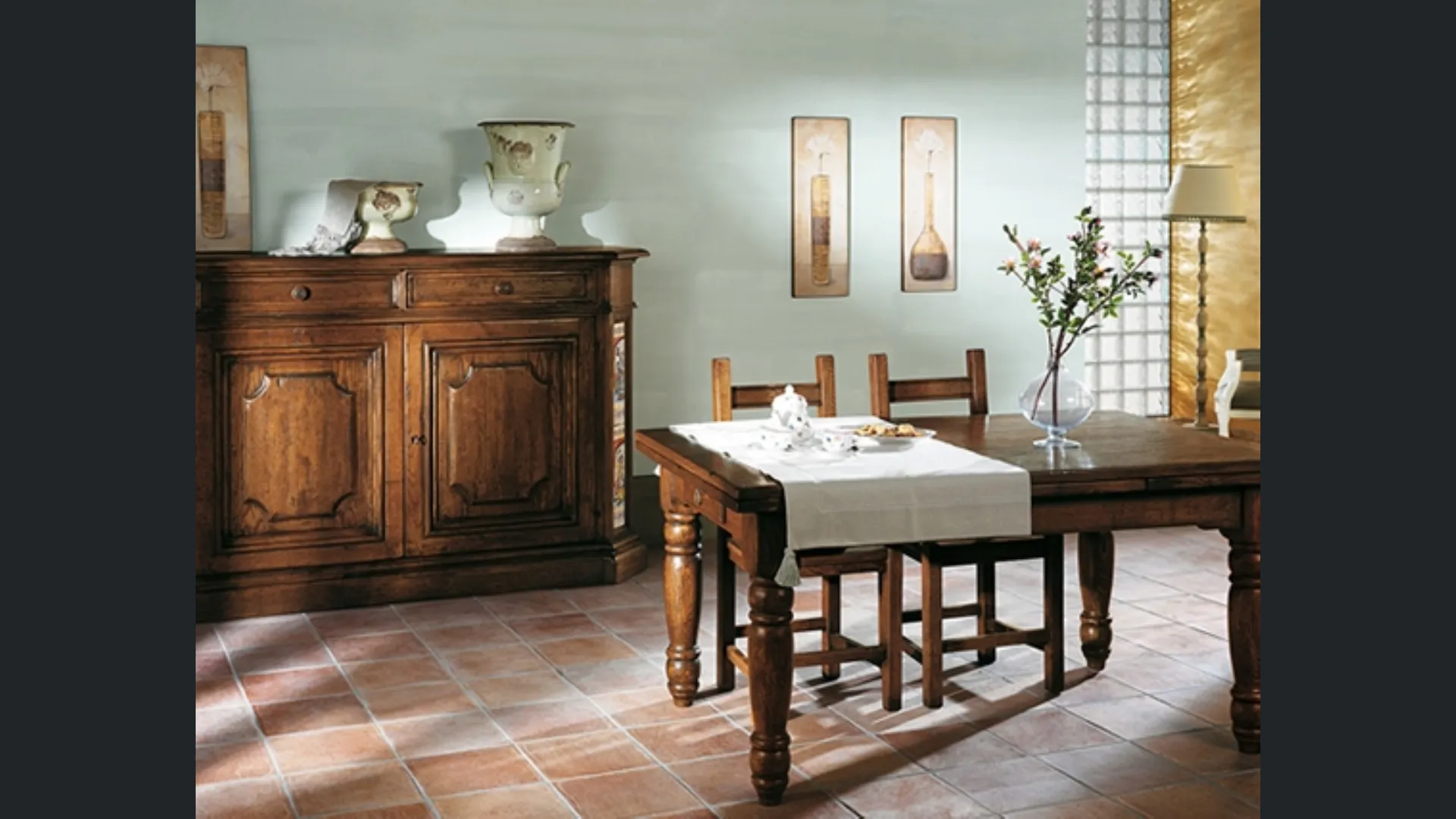 Tavolo in legno con gambe tornite Daylight 03 di Salaiolo