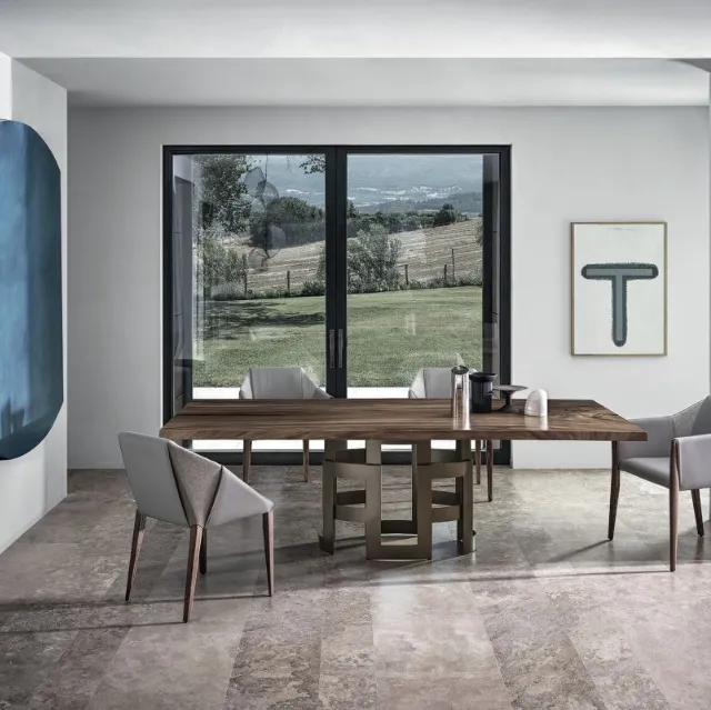 Tavolo Imperial di Bontempi