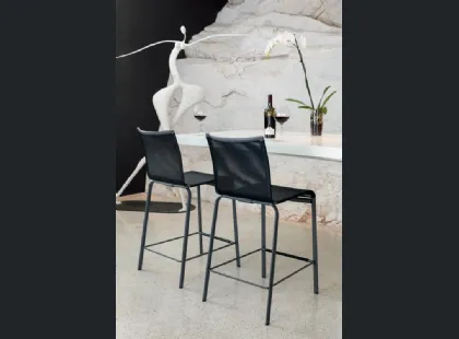 Sgabello da giardino Net SG Outdoor con seduta in Texplast e struttura in acciaio laccato di Bontempi