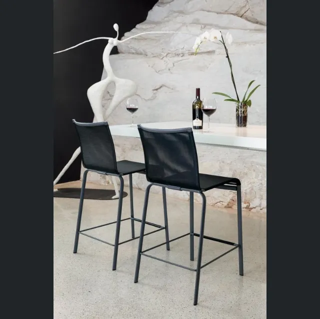 Sgabello da giardino Net SG Outdoor con seduta in Texplast e struttura in acciaio laccato di Bontempi